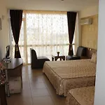 Hotel семеен идън Sveti Vlas