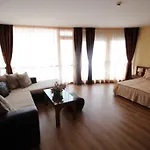 семеен идън Hotel Sveti Vlas