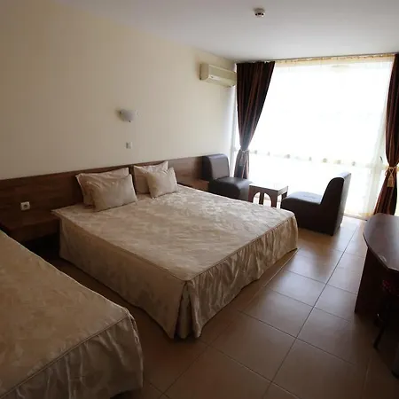 семеен идън Hotel