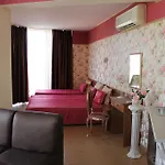 семеен идън Hotel Sveti Vlas