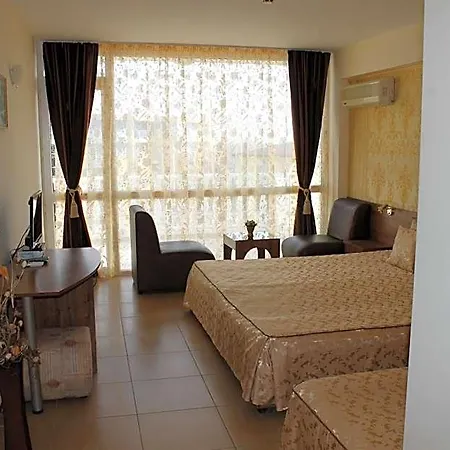 семеен идън Hotel