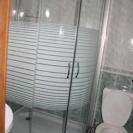 семеен идън Hotel 3*