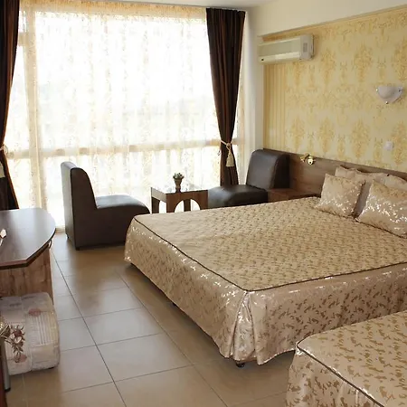 Hotel семеен идън