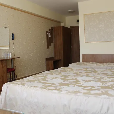 семеен идън Hotel