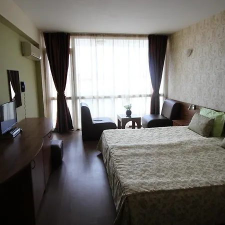 семеен идън Hotel 3*