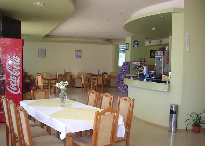 семеен идън Hotel 3*