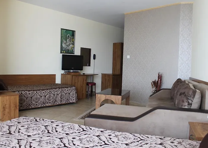 семеен идън Hotel