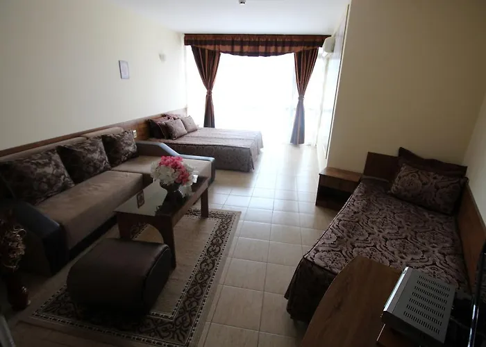 Hotel семеен идън Sveti Vlas